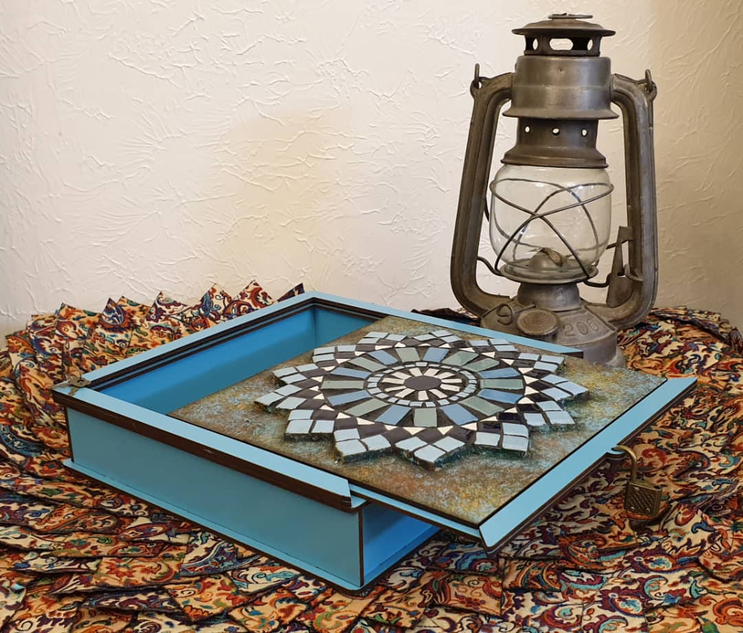 جعبه چوبی سنتی طرح دار